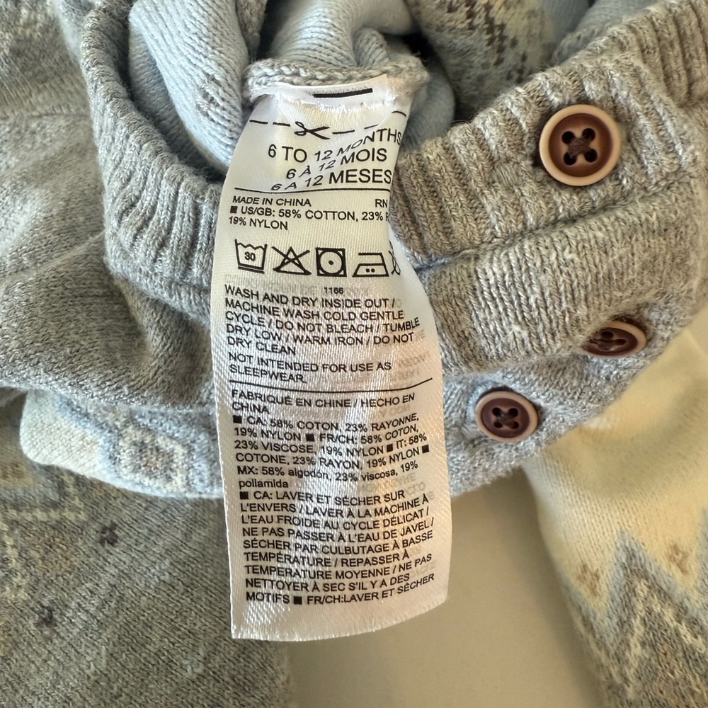 Janie and Jack Gray and Cream Penguin Footie Knit Sweater Romper Sz 6-12 Months - Picture 9 of 9